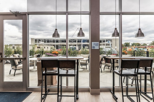 Holiday Inn Express & Suites Allen Park by IHG