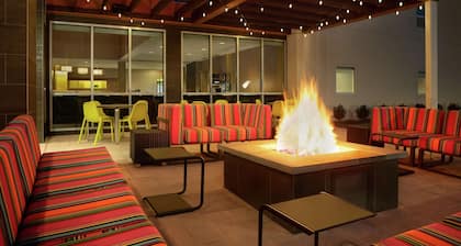 Home2 Suites by Hilton Chantilly Dulles Airport