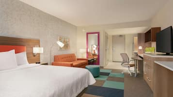 Studio, 1 King Bed, Accessible (Hearing) | Desk, laptop workspace, blackout curtains, iron/ironing board