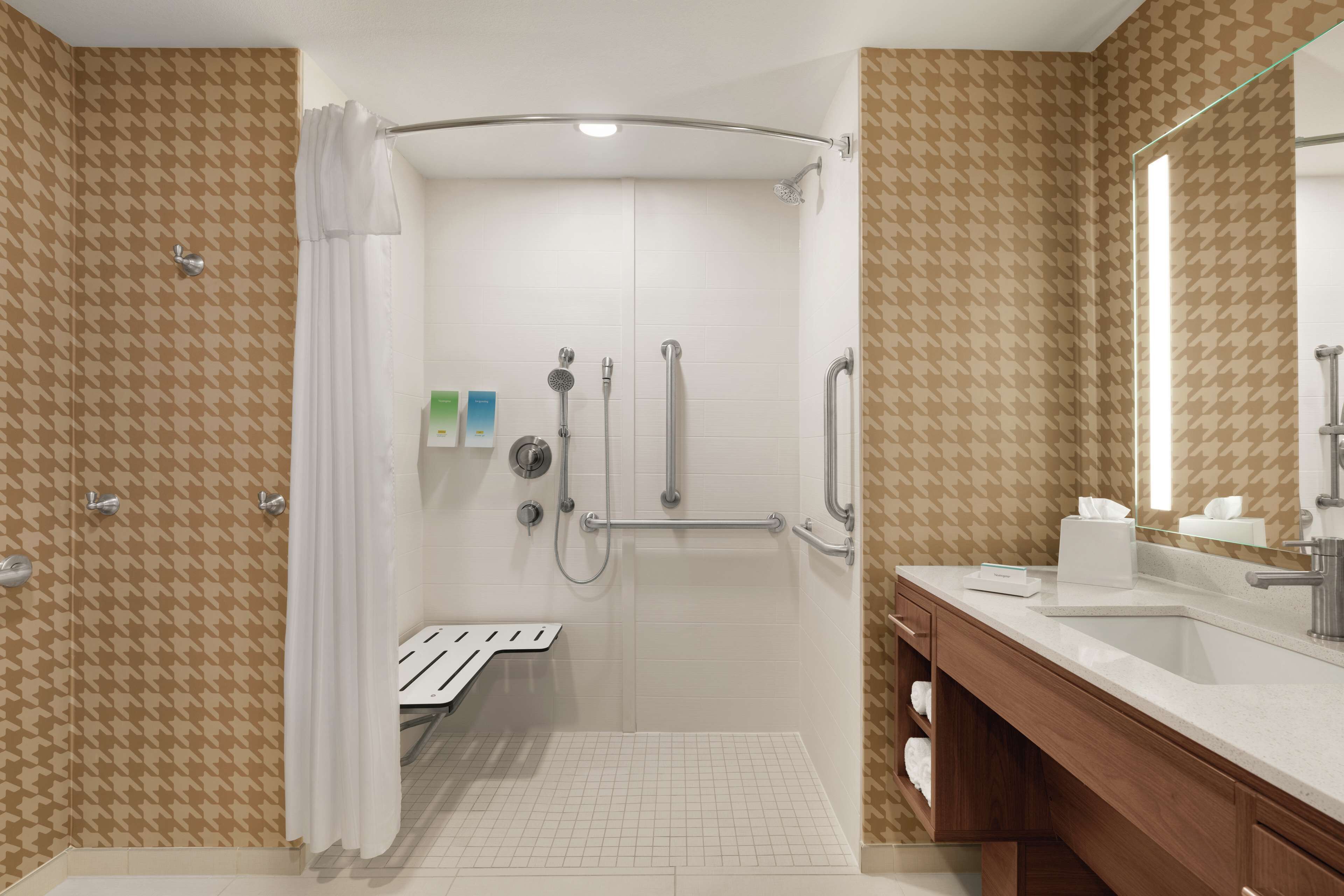 suite, 1 king bed, accessible (mobility & hearing, roll-in shower) | bathroom shower