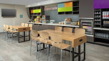 Free daily buffet breakfast