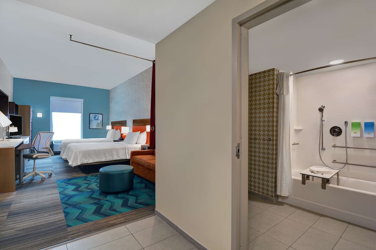 Studio - 2 queensize-sängar - tillgänglighetsanpassat - badkar | Duntäcken, värdeförvaringsskåp på rummet och gratis barnsängar
