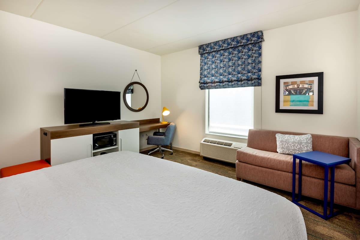 In-room safe, desk, laptop workspace, blackout curtains
