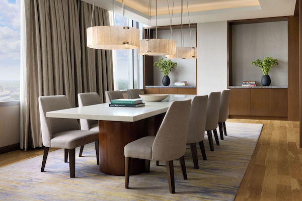 Presidential Suite, 1 Twin Bed | In-room dining