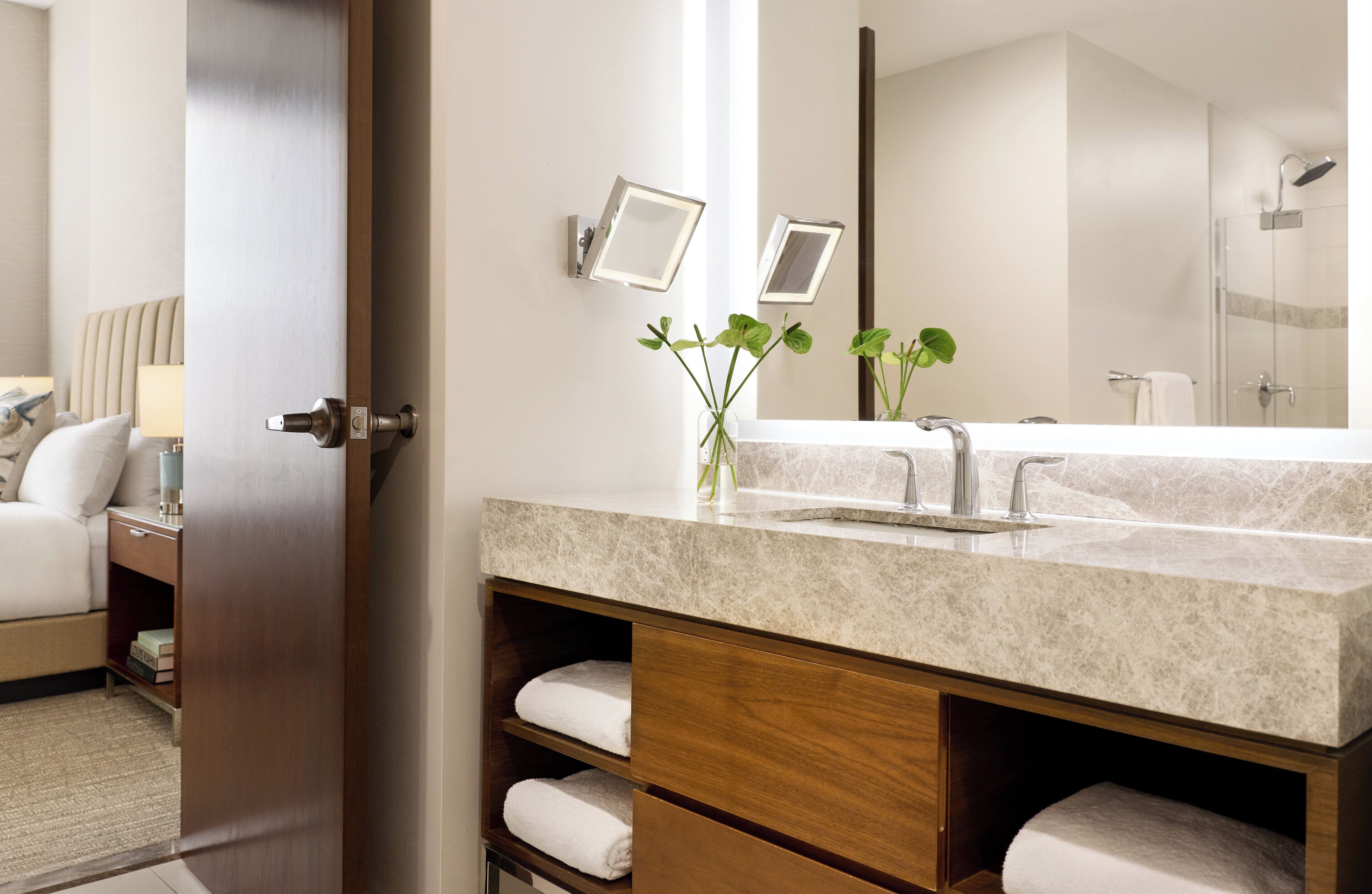 Premium bedding, in-room safe, individually furnished, desk