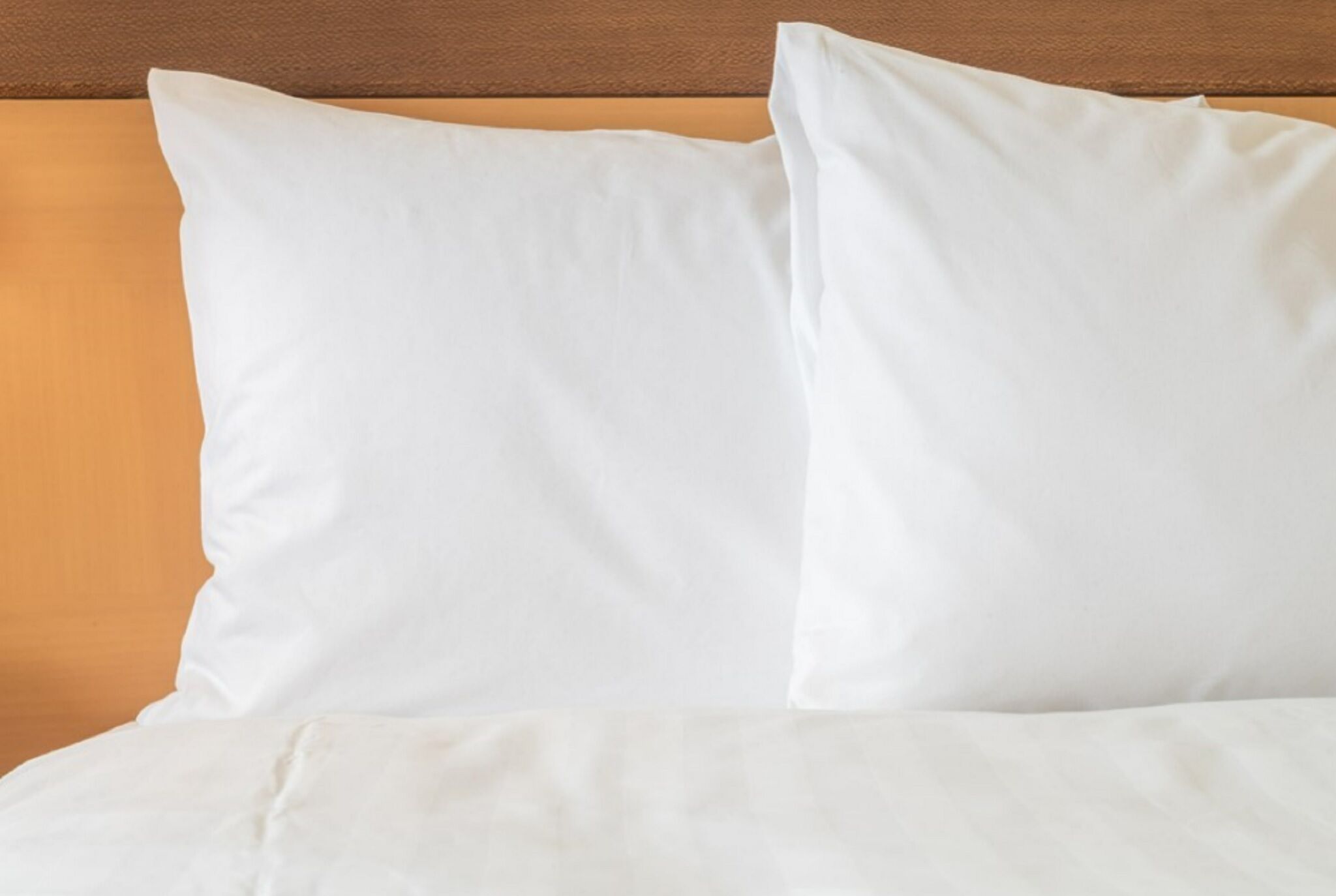 Premium bedding, in-room safe, desk, free WiFi