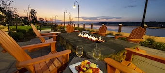 โรงแรมชาทาควา ฮาร์เบอร์ - เจมส์ทาวน์