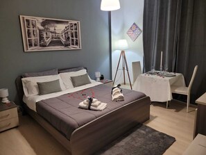 Premium bedding, down duvets, minibar, individually furnished - Dante091 (Palermo)