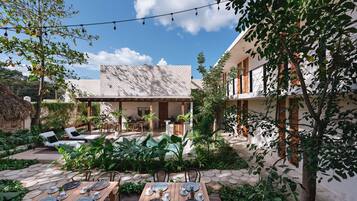 Outdoor pool, sun loungers