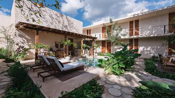 Outdoor pool, sun loungers