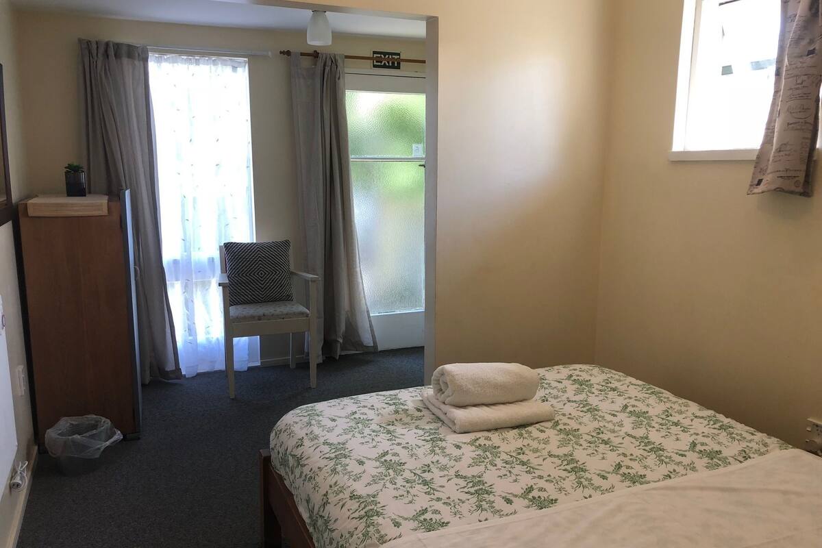 In-room safe, individually furnished, free WiFi, wheelchair access