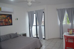 1 chambre, coffres-forts dans les chambres, Wi-Fi gratuit