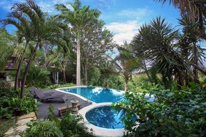 Piscine ext érieure