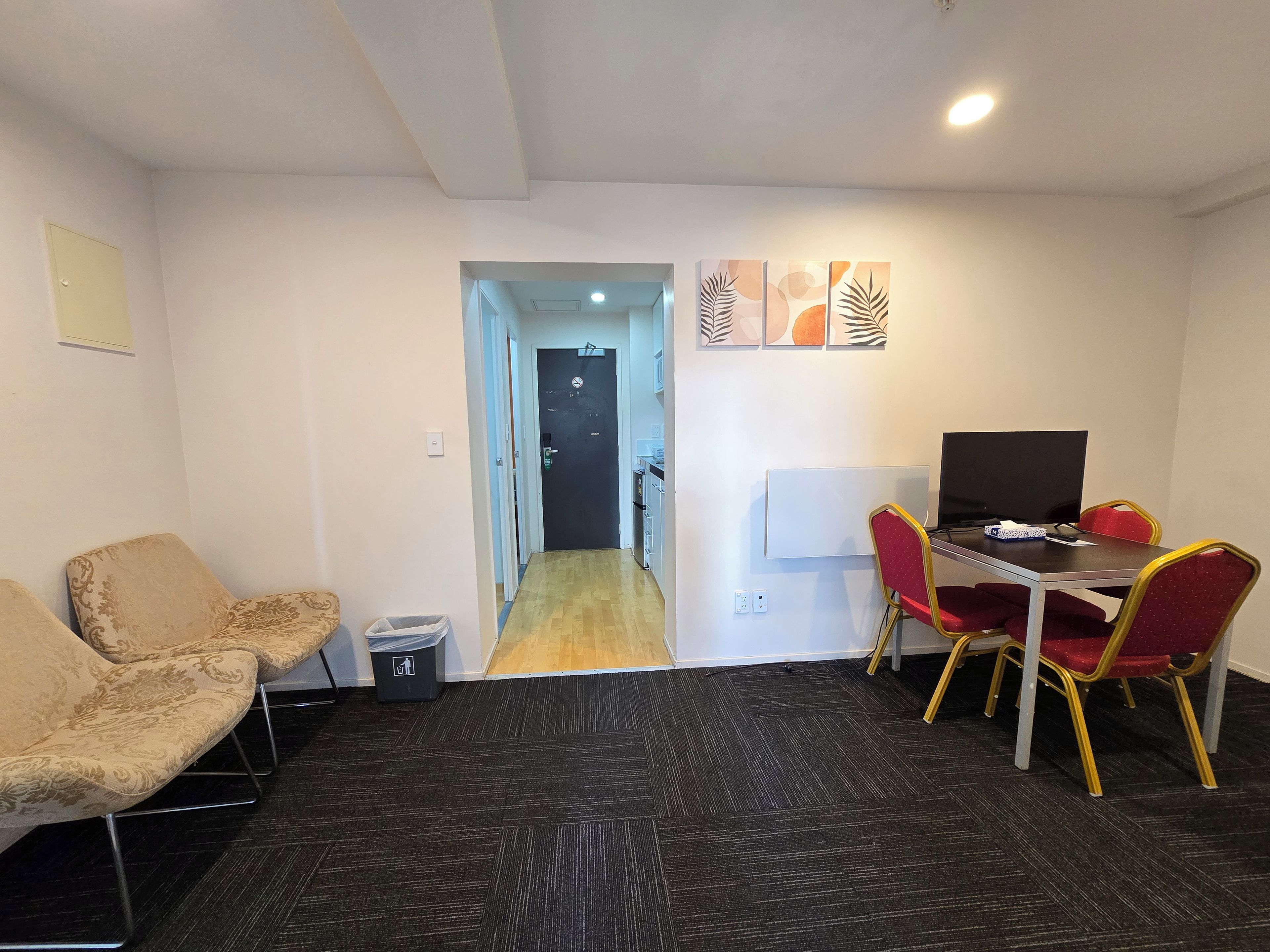 Foto - Empire Apartments