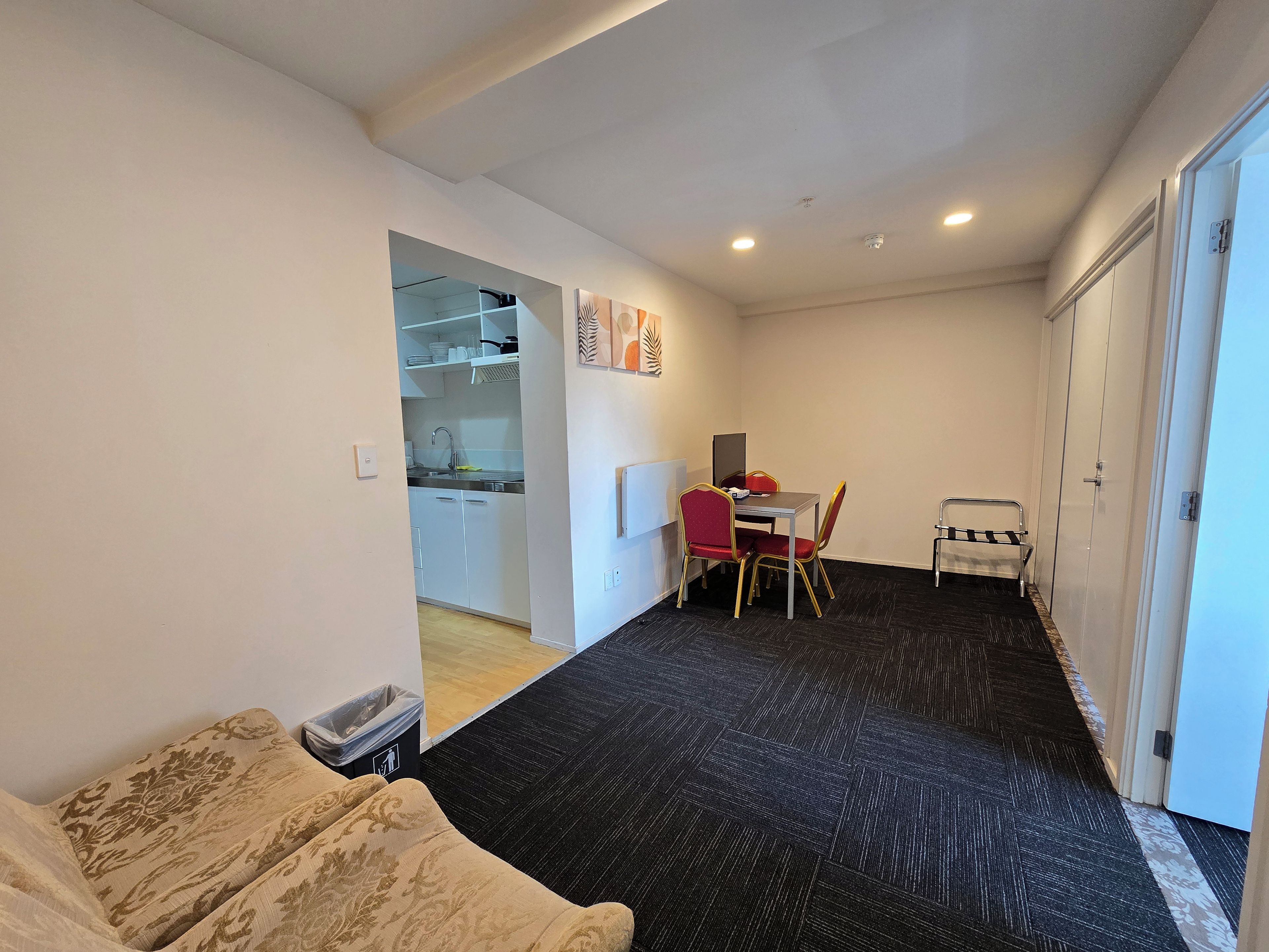 Foto - Empire Apartments