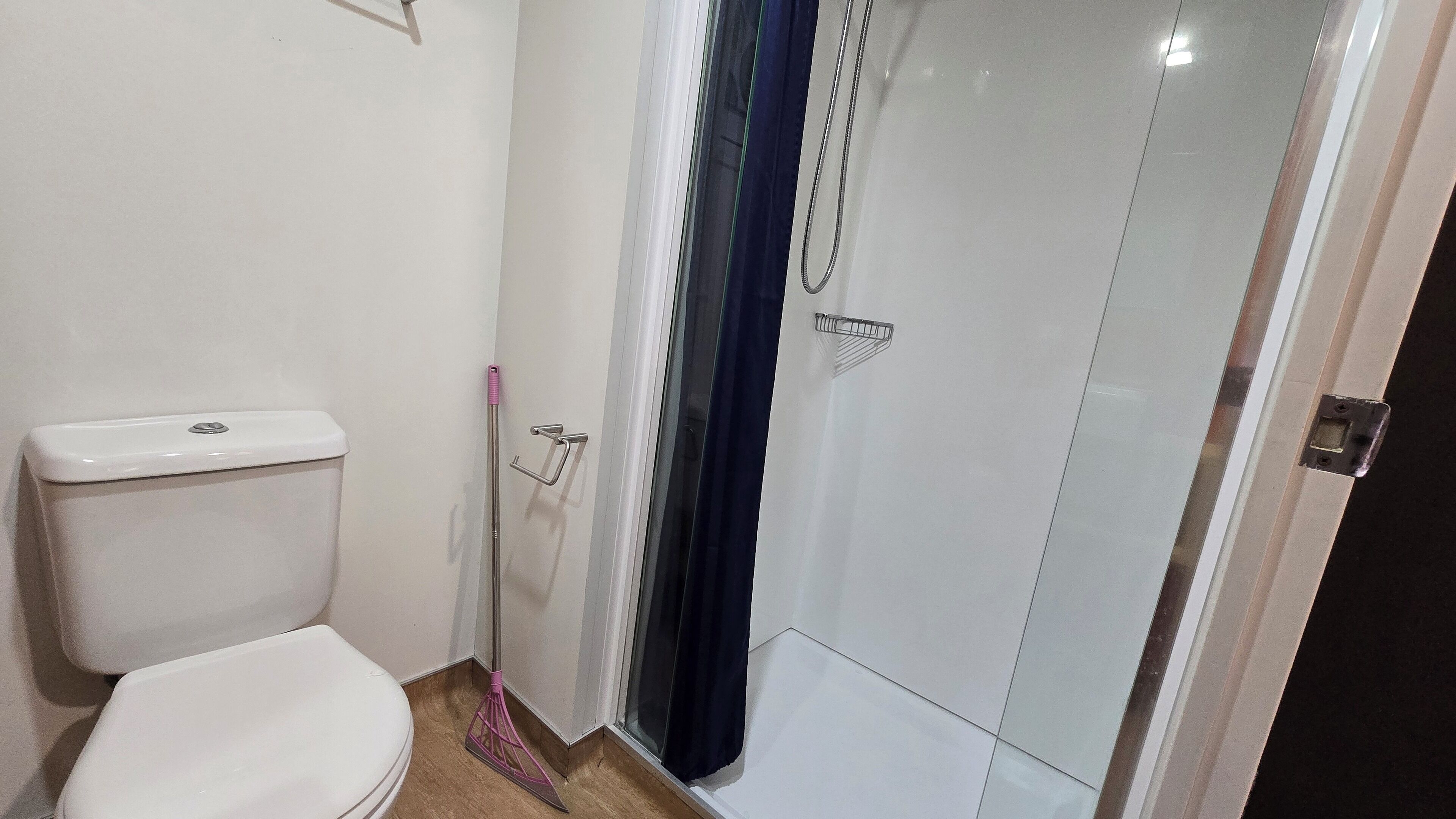 Foto - Empire Apartments