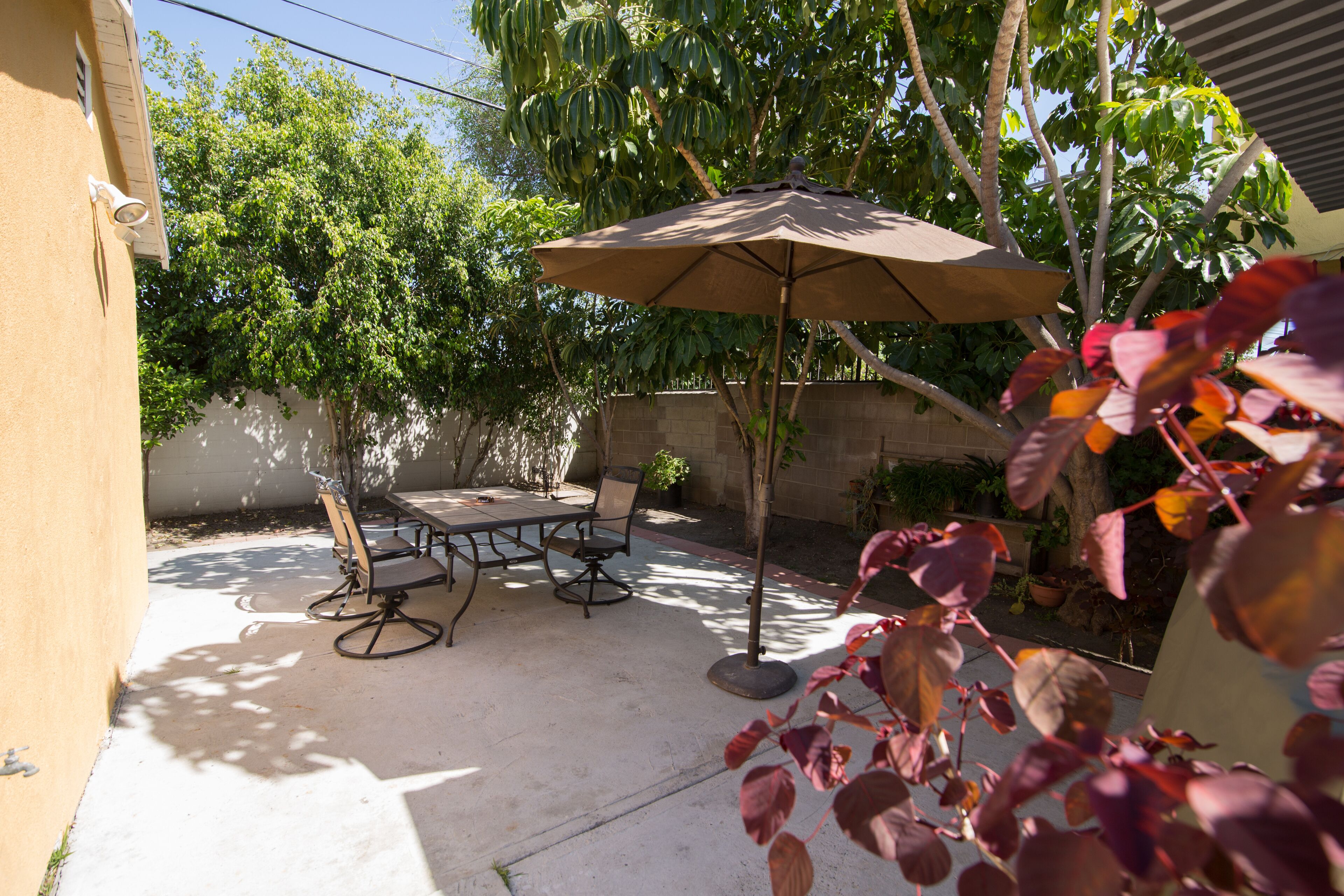 Discounted $! Work from home here w/ WiFi, family friendly, quite patio w/ view!