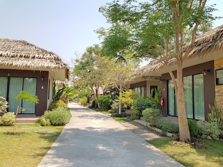Property grounds. Papa's Home and Rabbit cafe