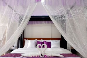 Colchones con pillow-top, decoración personalizada y muebles diferentes