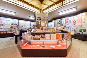 Gift shop - Kokuya (Shibukawa)