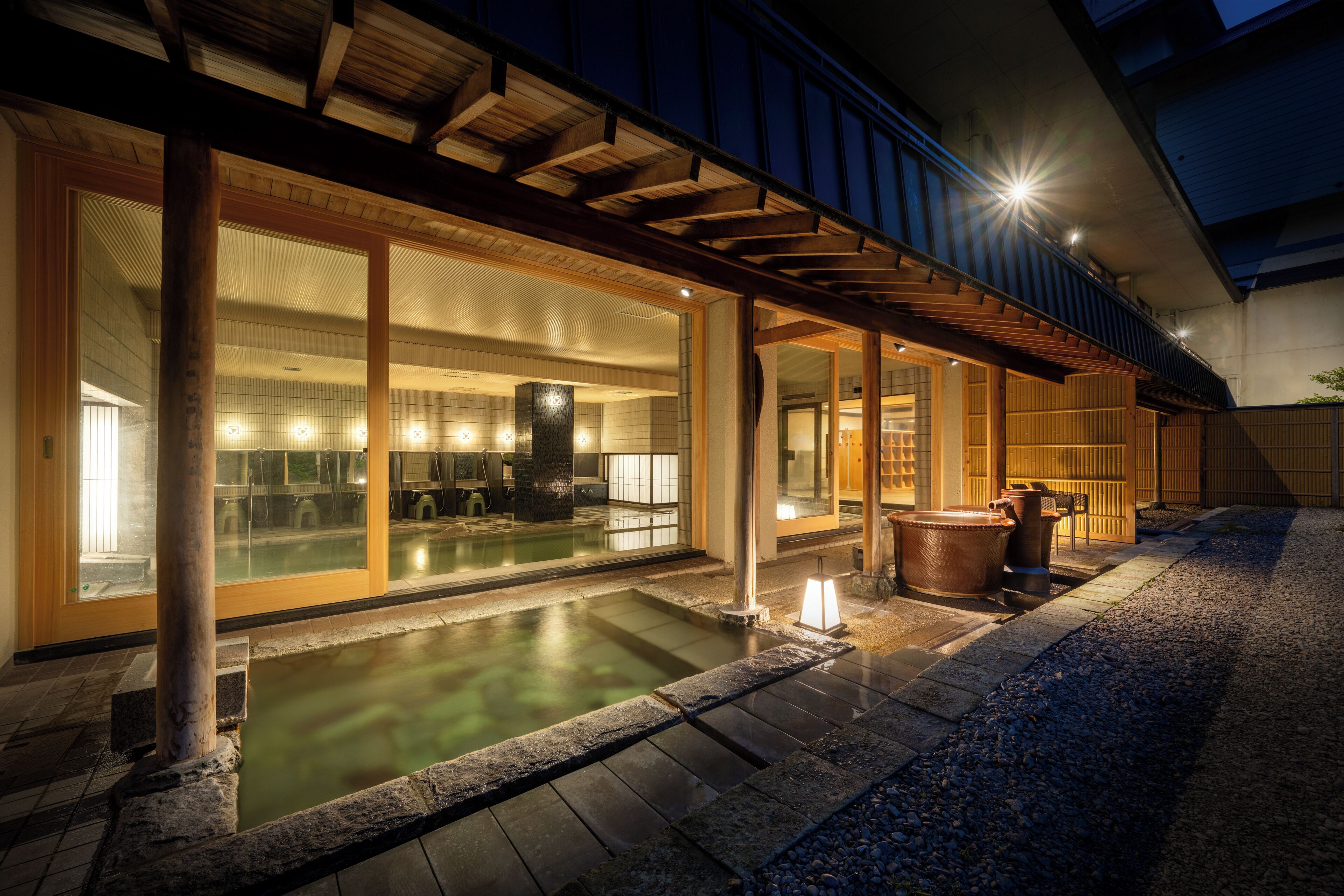 ห้องอาบน้ำสาธารณะ