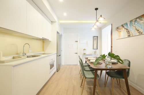 真新しいラグジュアリー-Muy centeral- AC、4B、最大10名