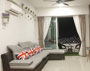 Apartment, 3 Bedrooms | 3 bedrooms, free WiFi - H2H London House (Ipoh)