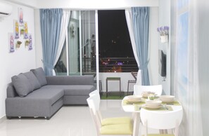 Living room - H2H Marine Home (Ipoh)
