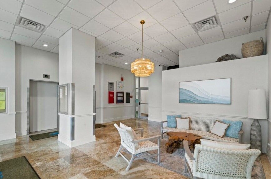 Cozy 2br Condo With Water Views And Huge Pool -3b - Pensacola Beach, FL