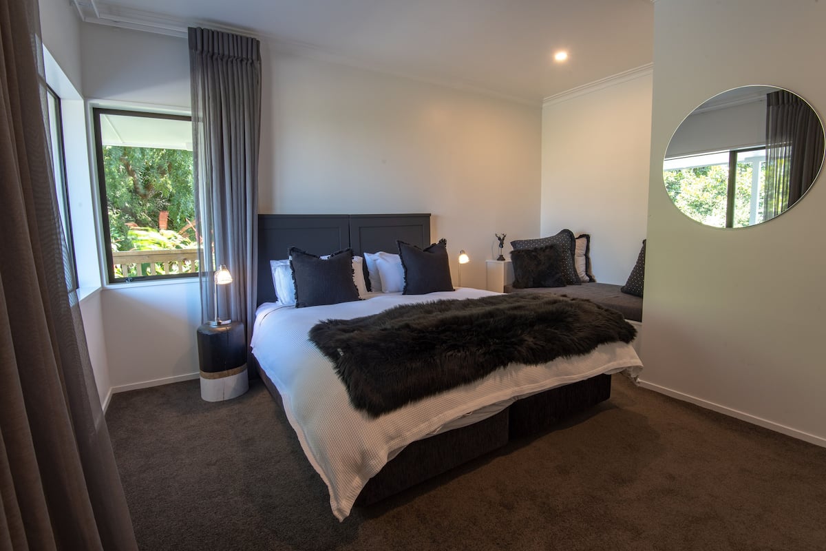 Iron/ironing board, free cots/infant beds, free WiFi, bed sheets