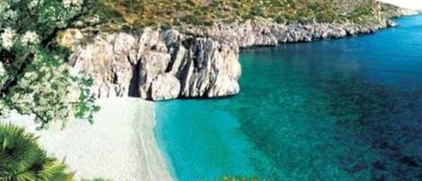 Liegestühle, Strandtücher