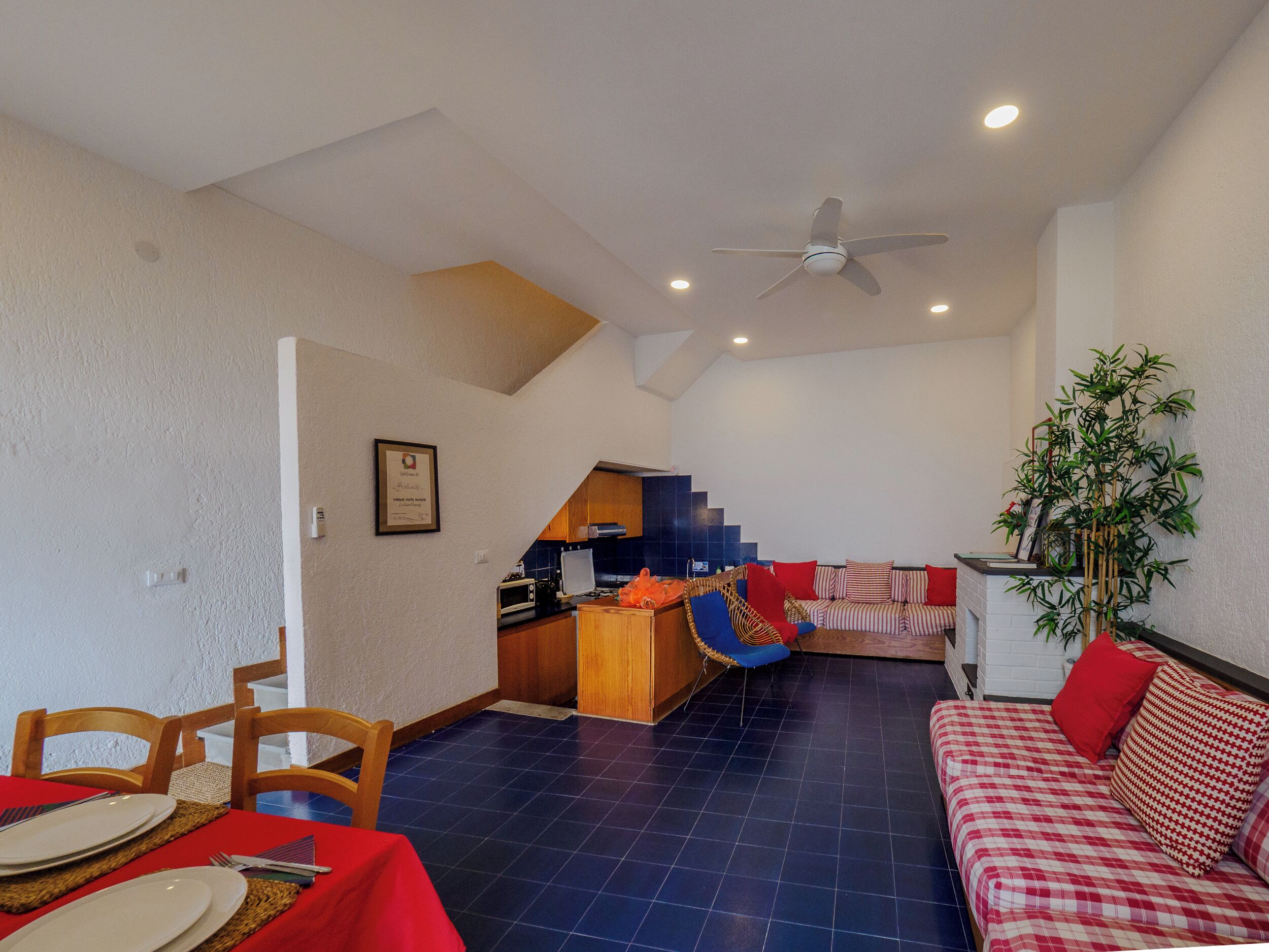 Apartment, 2 Schlafzimmer, Balkon | Wohnbereich