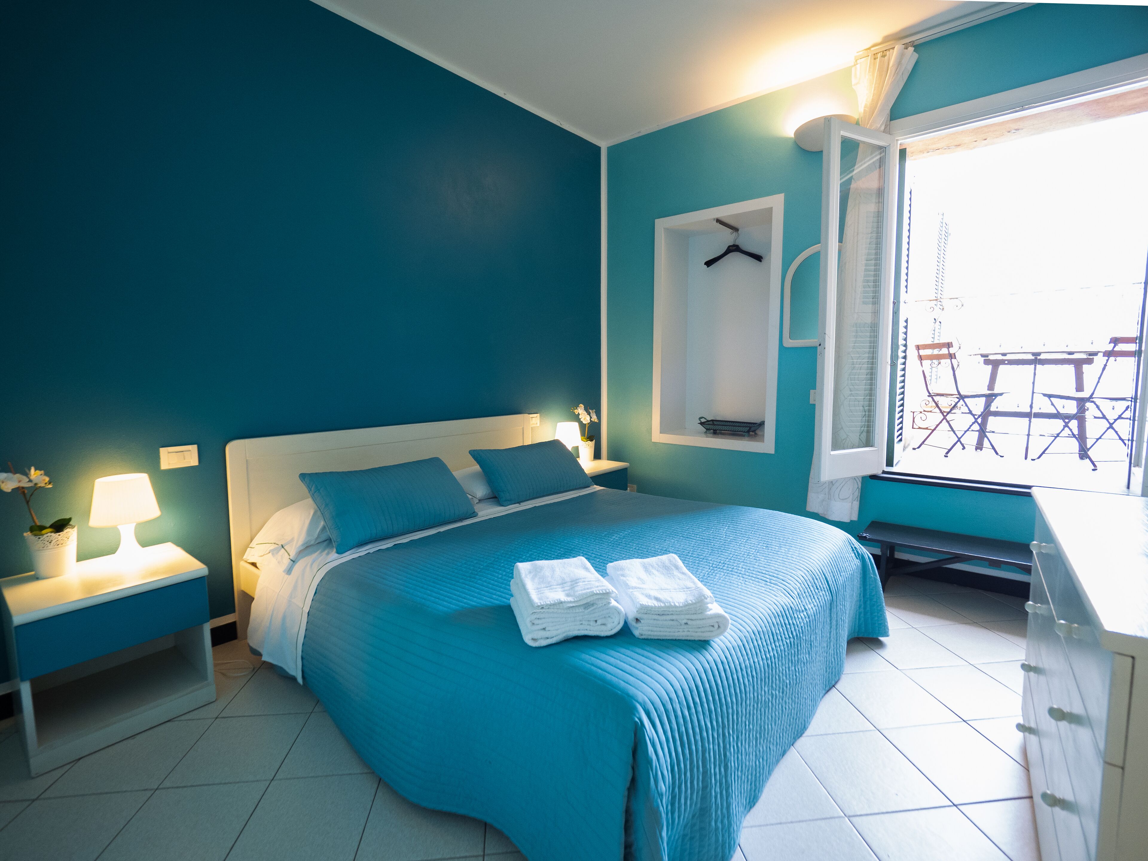 Apartment, 2 Bedrooms | 3 bedrooms, cribs/infant beds, free WiFi, bed sheets