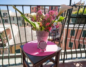 Terrace/patio - Recanissu Apartment with Balcony & AC (Vernazza)