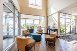 Lobby - Best Western Plus Bolivar Hotel & Suites (Bolivar)