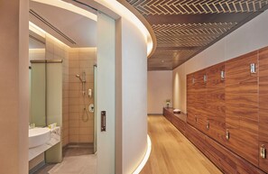 Premium bedding, in-room safe, desk, laptop workspace - Aerotel Muscat - Airport Transit Hotel (Muscat)
