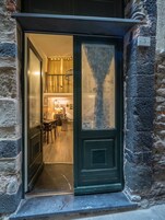 Entrada al alojamiento