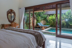 Deluxe Villa, 2 Bedrooms, Pool View