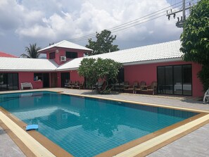 Outdoor pool - Fisherman Resort (Sam Roi Yot)