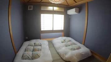 In-room safe, free WiFi, bed sheets