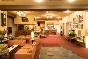 Lobby sitting area - Mihokan (Matsue)
