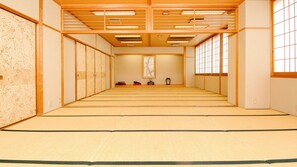 Interior - Hotel Matsuo (Hamada)