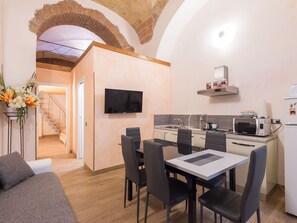 Flat-screen TV - Residenza Borghese 71 (Rome)