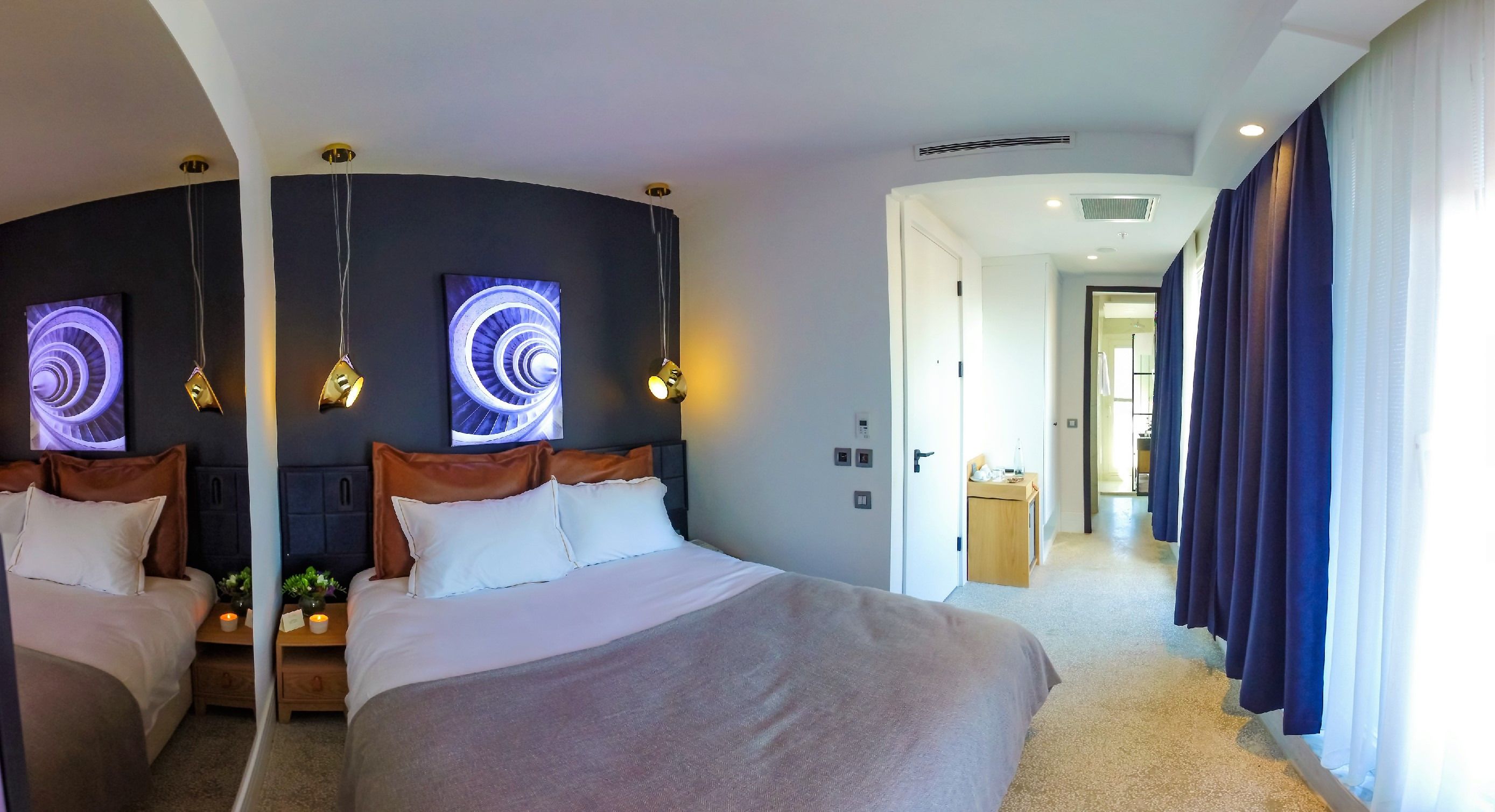 Foto - Maroon Tomtom