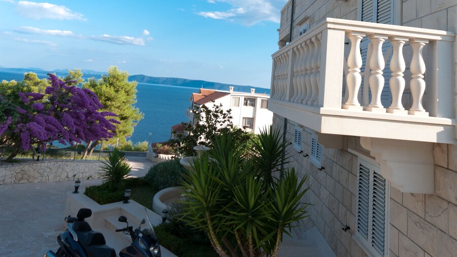 Barba Petra Dvori Apartments