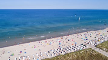 Una playa cerca