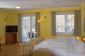 2 bedrooms, bed sheets, wheelchair access