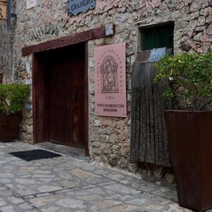 Restaurant - HVM Medinasalim (Medinaceli)
