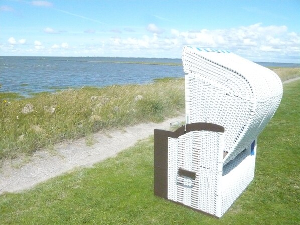 Beach nearby - NEAR THE BEACH**RUILIGENT TOP LOCATION**Up to 4 people**LARGE BALCONY** PARKING SPACE AT THE HOUSE** (Friedrichskoog)