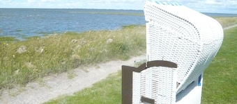 Nära stranden * tyst toppläge * modern * vacker balkong * upp till 4 personer * allergi passar